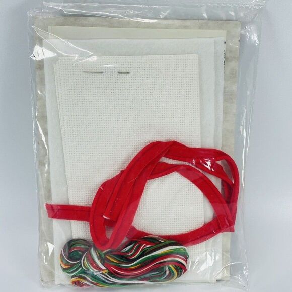 Wee Winsomes Willie's Stocking Santa Tree Cross Stitch Stocking Kit New 9" - Picture 4 of 4